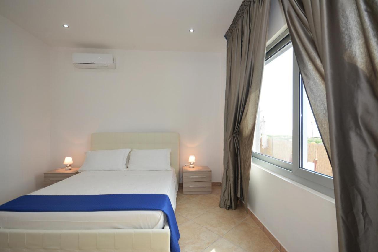 Da Rocco B&B ซันตีซิโดโร ภายนอก รูปภาพ